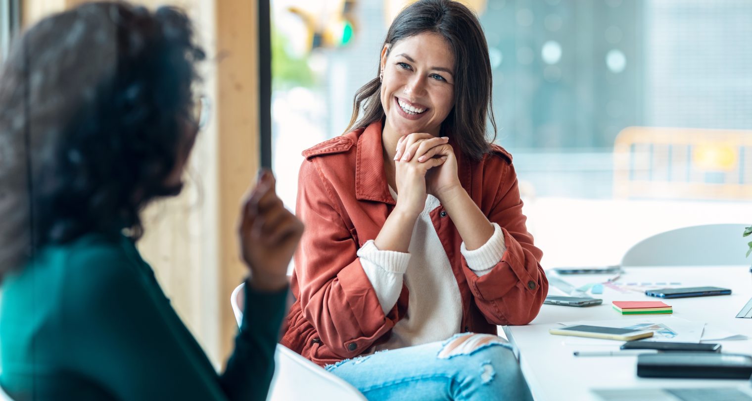 ¿Existen beneficios a largo plazo al elegir la mediación en el divorcio?